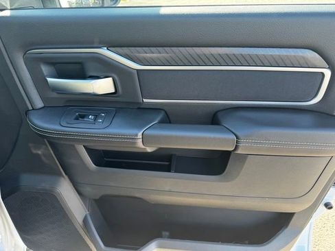 New 2026 RAM 2500 Big Horn AWD/4WD image 13
