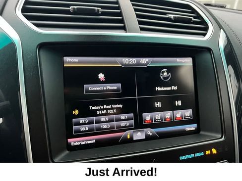 Used 2016 Ford Explorer Platinum image 39