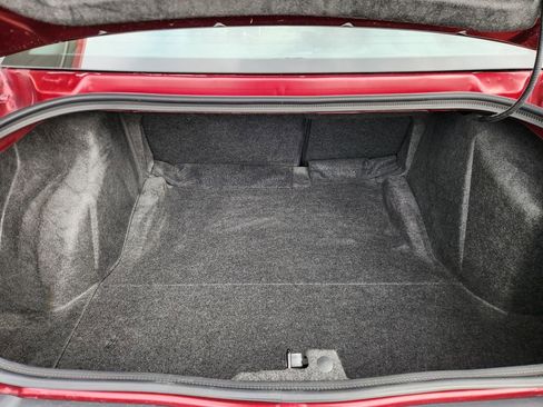 Used 2018 Dodge Challenger R/T Plus image 13