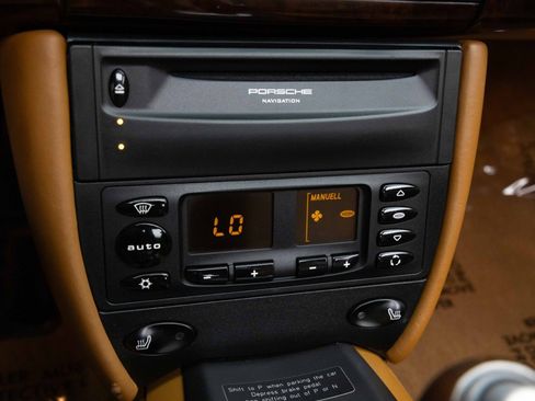 Used 2001 Porsche 911 Turbo AWD/4WD image 34