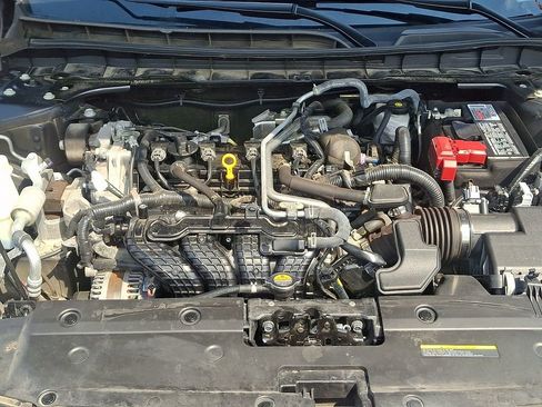 Used 2025 Nissan Altima 2.5 SV FWD image 29