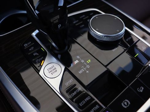 Used 2020 BMW X7 M50i w/ Cold Weather Package image 62