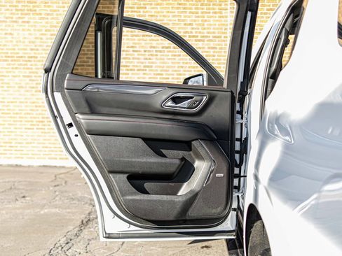 Used 2024 Chevrolet Tahoe RST w/ Luxury Package image 37