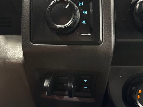Used 2022 Ford F550 4x4 Crew Cab Super Duty w/ Power Equipment Group image 20