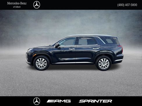 Used 2024 Hyundai Palisade SEL FWD image 3