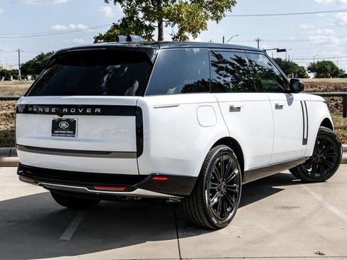 New 2026 Land Rover Range Rover SE AWD/4WD image 9