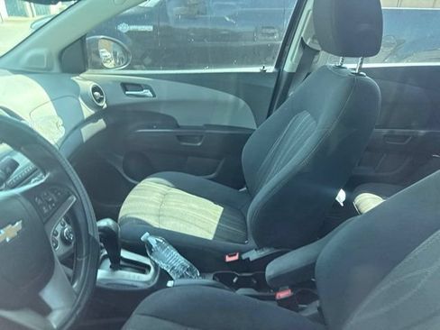 Used 2015 Chevrolet Sonic LT FWD image 9