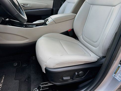 Used 2025 Hyundai Tucson SEL FWD image 33