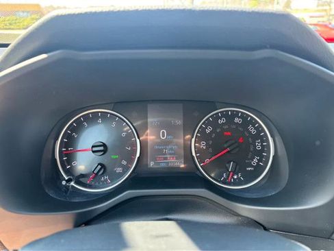 Used 2022 Toyota RAV4 LE image 21