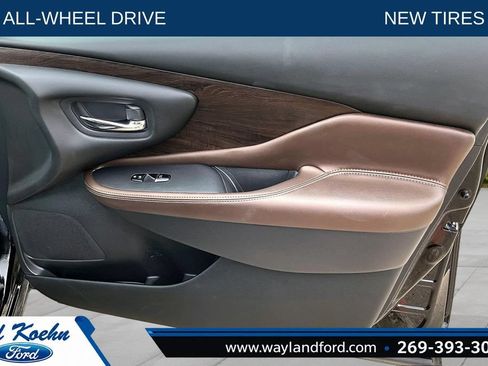 Used 2021 Nissan Murano Platinum AWD/4WD image 24