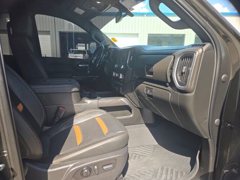 Used 2022 GMC Sierra 2500 AT4 w/ Gooseneck/5TH Wheel Package AWD/4WD image 23