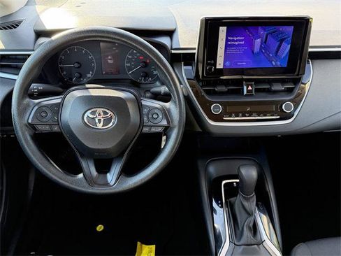 Certified 2024 Toyota Corolla LE image 10
