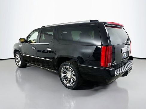 Used 2011 Cadillac Escalade ESV Platinum image 5