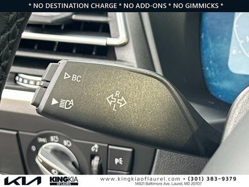 Used 2024 BMW X4 xDrive30i w/ Parking Assistance Package AWD/4WD image 11