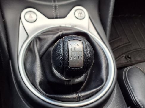 Used 2013 Nissan 370Z Touring w/ Sport Pkg RWD image 13