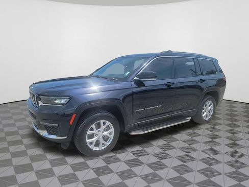 Used 2023 Jeep Grand Cherokee L Limited w/ Luxury Tech Group II RWD image 2
