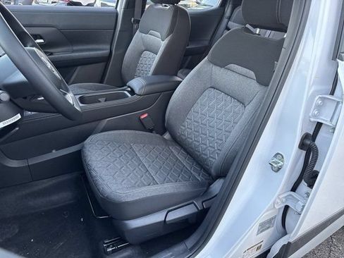 New 2025 Nissan Kicks SV AWD/4WD image 20