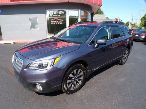 Used 2017 Subaru Outback 3.6R Limited AWD/4WD image 1