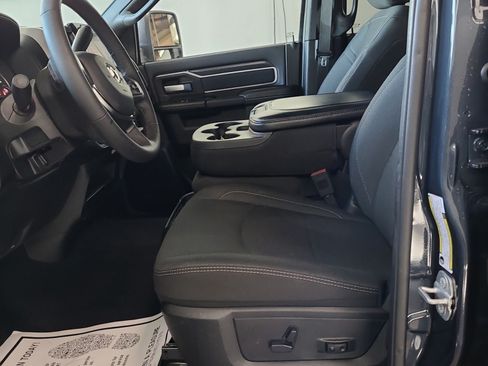 Used 2026 RAM 2500 Big Horn AWD/4WD image 7