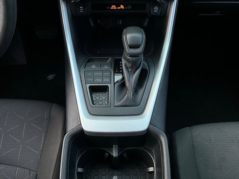 Used 2025 Toyota RAV4 XLE image 15