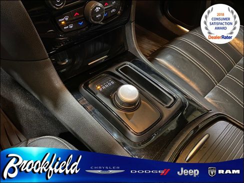 Used 2019 Chrysler 300 S image 25