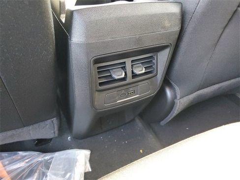 New 2025 GMC Canyon Elevation w/ Convenience Package image 17