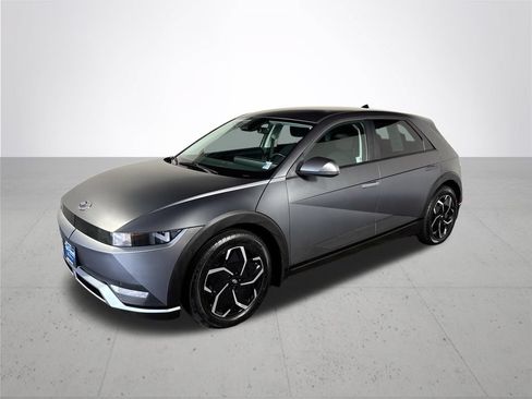 Used 2024 Hyundai Ioniq 5 SEL AWD/4WD image 2
