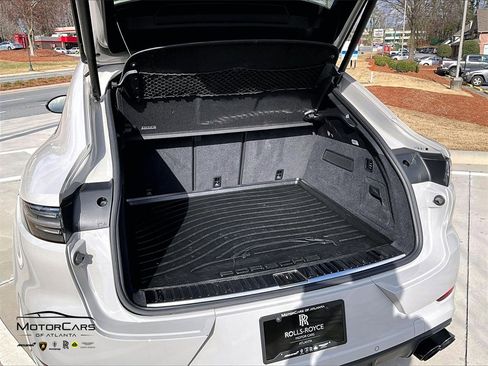 Used 2020 Porsche Cayenne Turbo image 34