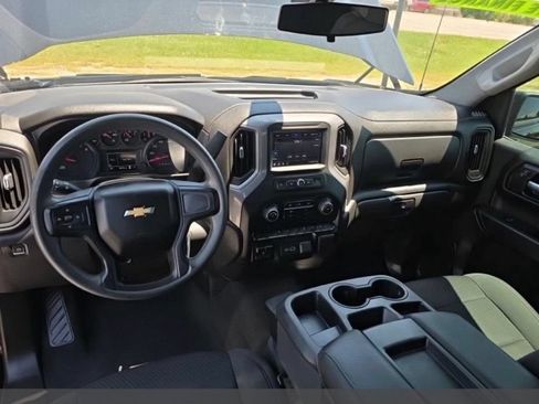 Used 2021 Chevrolet Silverado 1500 Custom RWD image 6