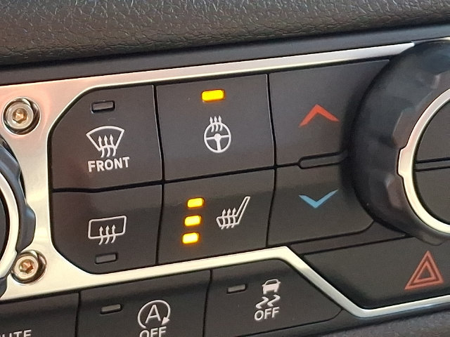 Used 2025 Jeep Gladiator Sport AWD/4WD image 16
