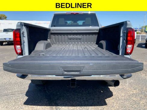 Used 2024 GMC Sierra 2500 SLE w/ SLE Value Package; AWD/4WD image 11