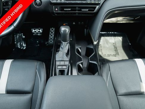 Used 2025 Toyota Camry SE FWD image 22