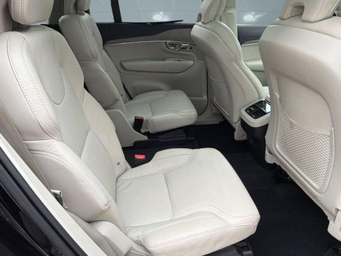 Used 2024 Volvo XC90 B6 Ultimate AWD/4WD image 30