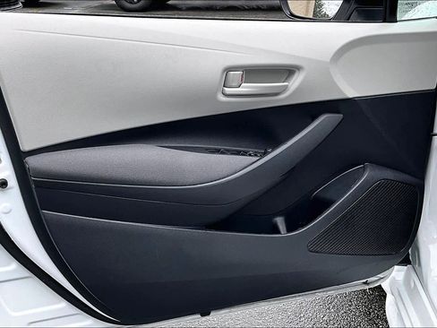 Certified 2024 Toyota Corolla LE image 21