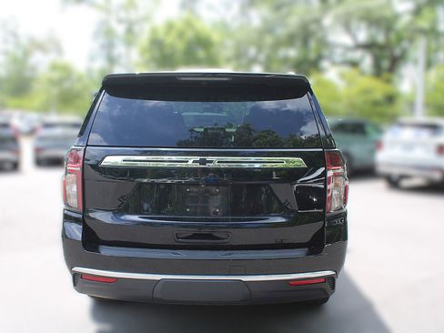 Used 2022 Chevrolet Tahoe LT w/ LT Signature Package RWD image 8