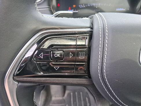 Used 2021 Jeep Grand Cherokee L Overland w/ Luxury Tech Group IV AWD/4WD image 20