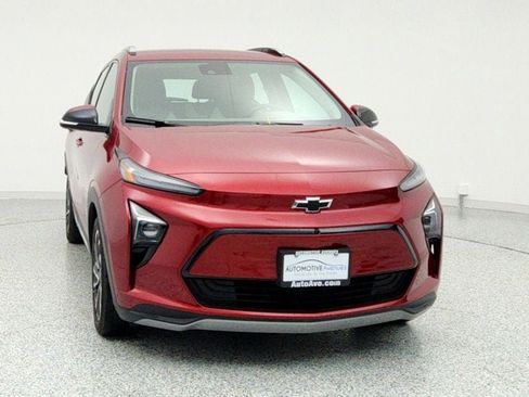 Used 2023 Chevrolet Bolt EUV Premier image 2