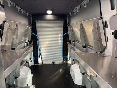 New 2024 RAM ProMaster 3500 w/ Delivery Van Package FWD image 9
