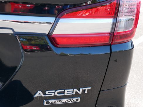 Used 2022 Subaru Ascent Touring AWD/4WD image 17