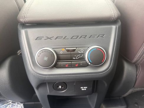 New 2026 Ford Explorer Platinum AWD/4WD image 36