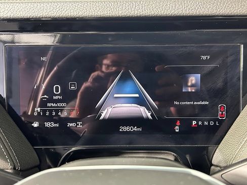 Used 2025 GMC Yukon XL Denali AWD/4WD image 25