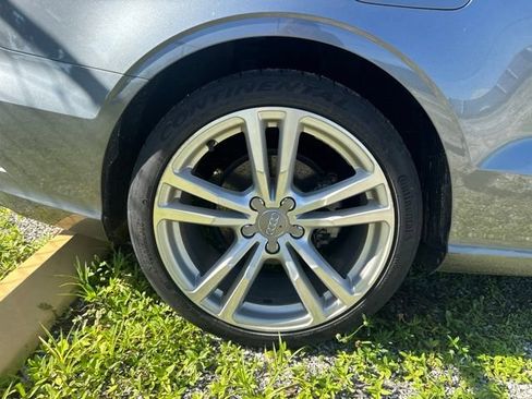 Used 2018 Audi A3 2.0T Premium FWD image 9