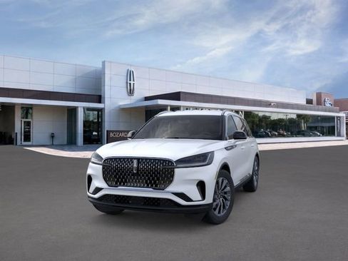New 2026 Lincoln Aviator 2WD image 3