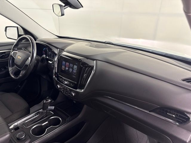 Used 2018 Chevrolet Traverse LT w/ LPO, Floor Liner Package AWD/4WD image 35