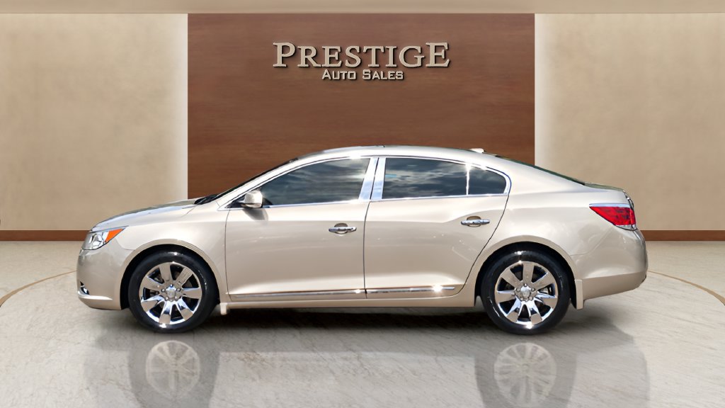 Used 2013 Buick LaCrosse Premium w/ Entertainment Package FWD image 2