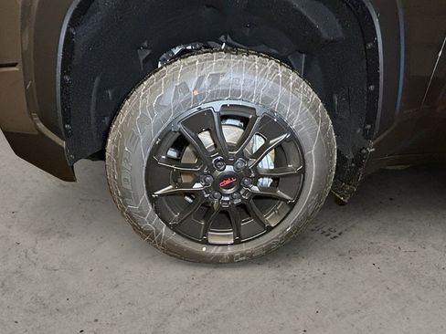 New 2026 Toyota Tundra Limited image 12