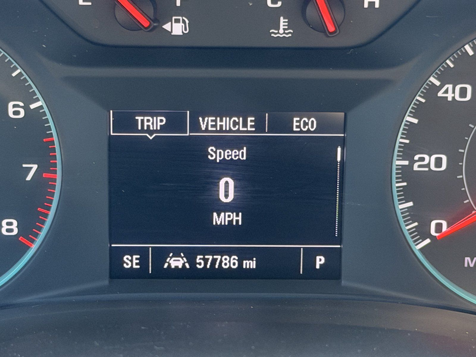 Used 2023 Chevrolet Traverse LT w/ LPO, Cargo Package FWD image 21