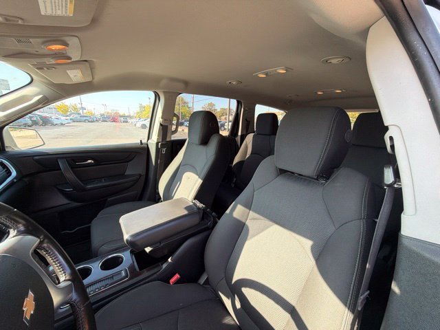 Used 2017 Chevrolet Traverse LT FWD image 20
