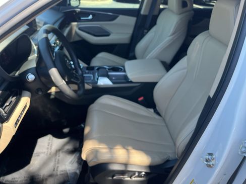 Certified 2023 Acura MDX SH-AWD w/ Advance Package image 16