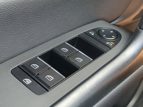 Certified 2025 MAZDA CX-50 AWD 2.5 Hybrid w/ Premium Pkg image 23